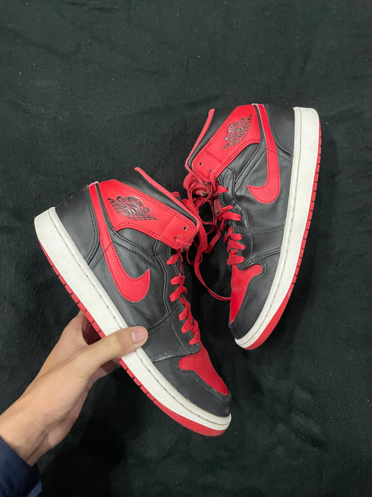 Jordan 1 Mid Alternate Bred