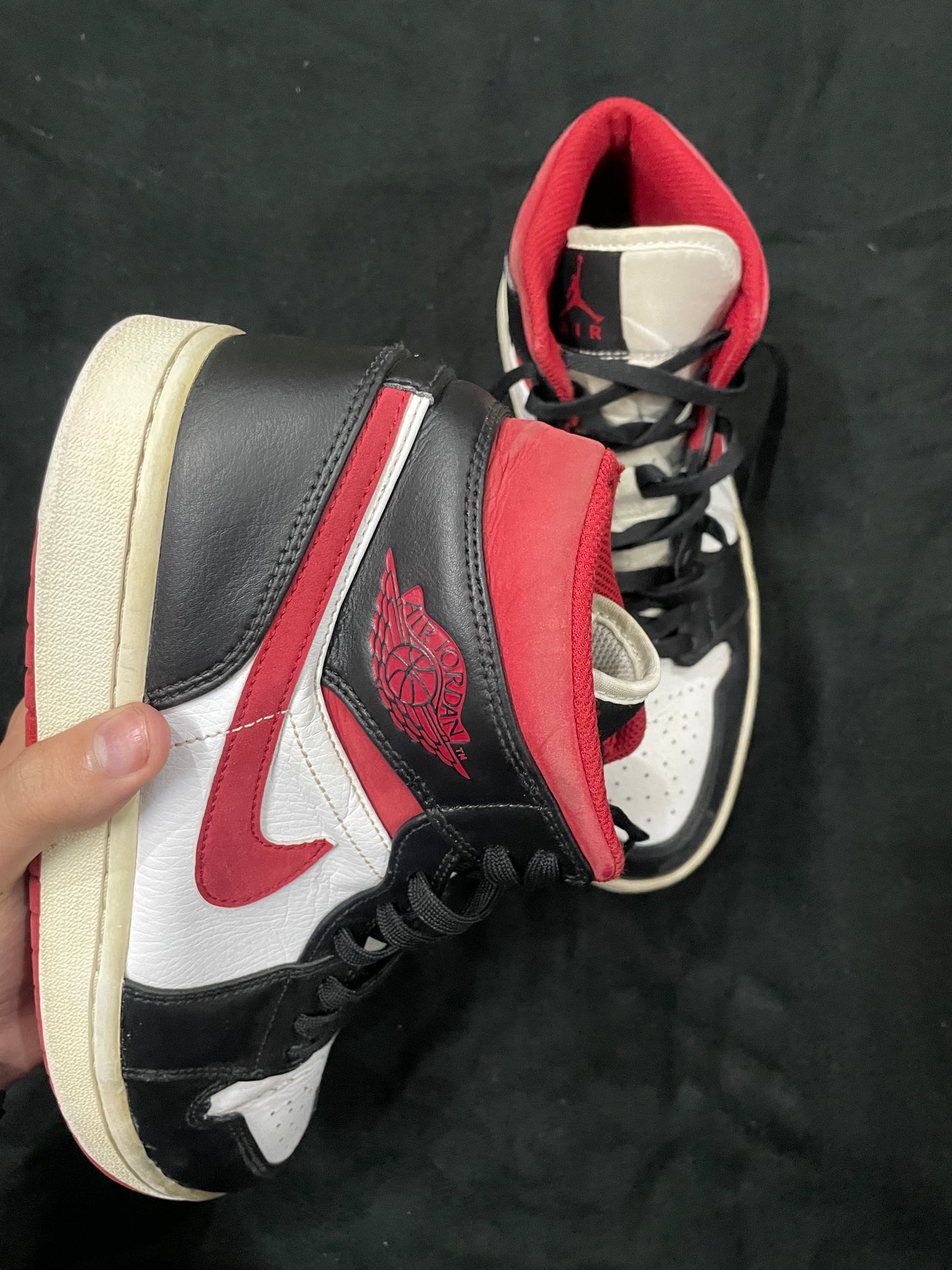 Air Jordan 1 Black Gym Red