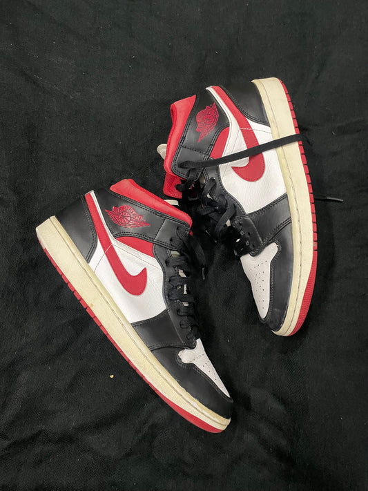 Air Jordan 1 Black Gym Red