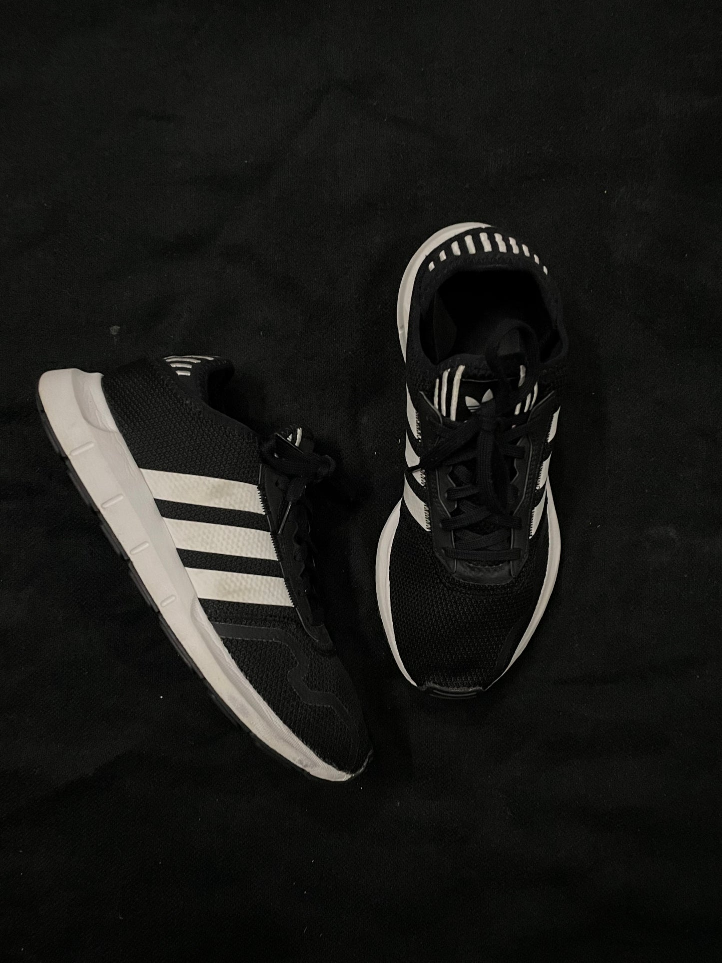 Adidas Swift Run