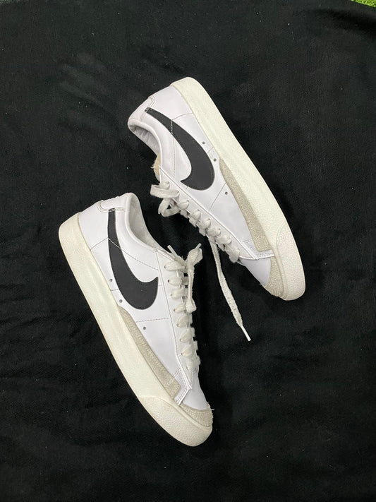 Nike Blazers 77’ Low